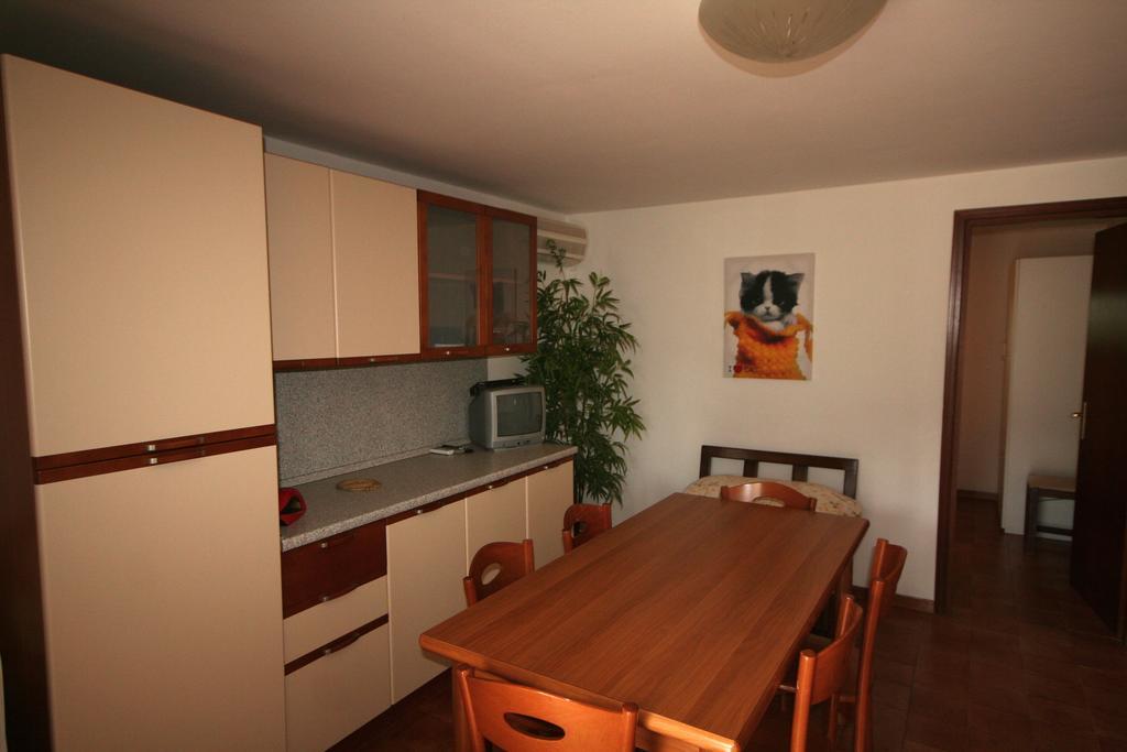 Ba - Villa Stella - 3 Apartments- 리그나노 사비아도로 외부 사진